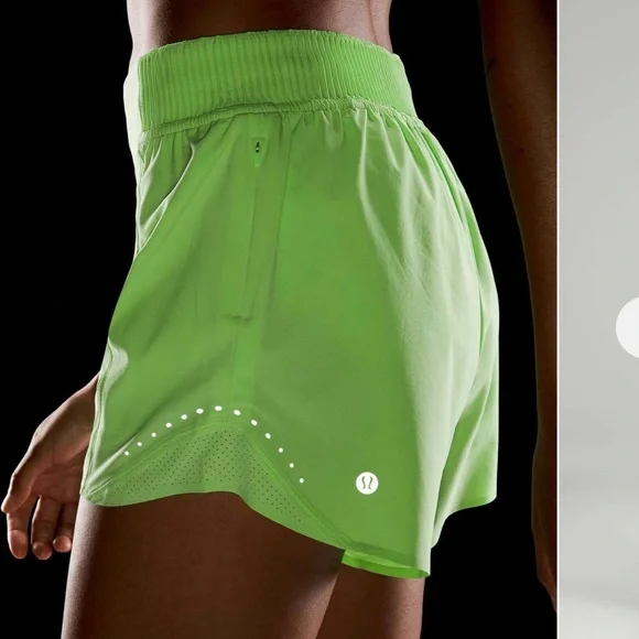 Lululemon Hotty Hot High-Rise Short 4" *Special Edition Scream Green Light - Picture 3 of 8